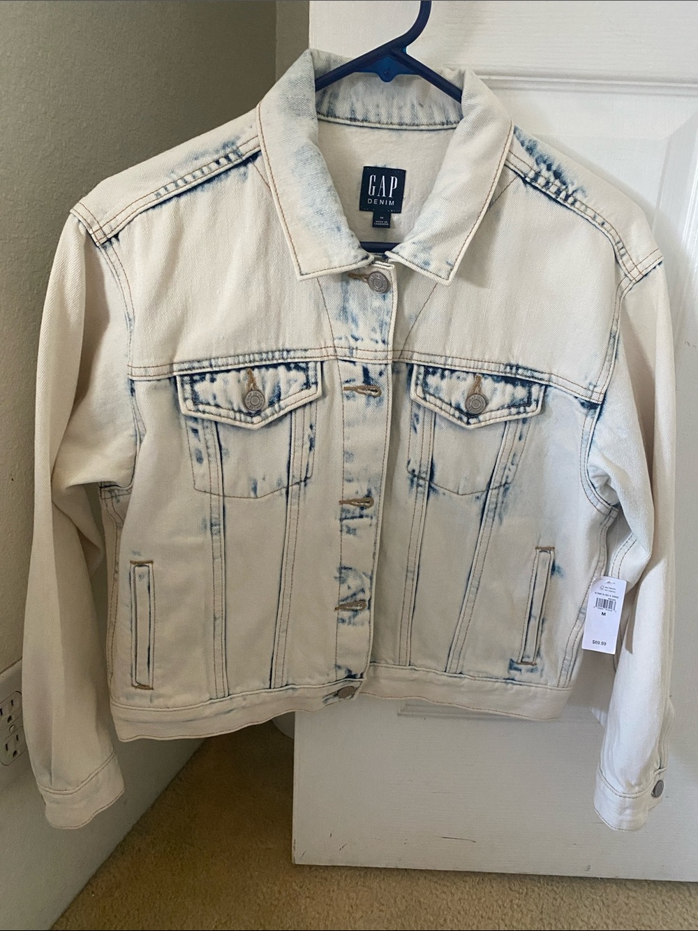 GAP Cream Denim Jacket with Blue Acid-Wash Accents